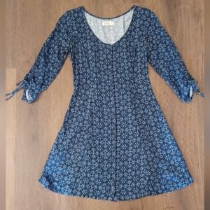 HOLLISTER: Navy Button-down Dress with Lace Up Back & 3/4 Sleeves